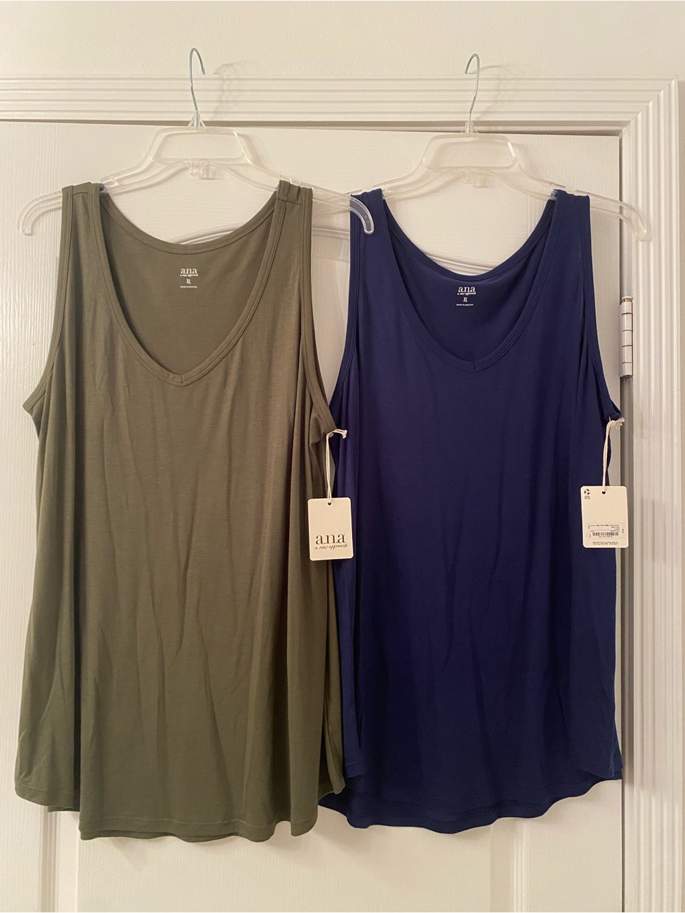 V-Neck Tank Tunic Tops size xl Olive & Navy